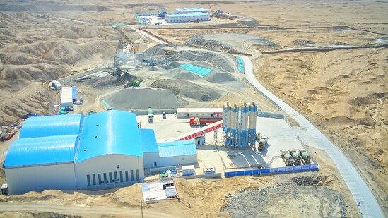 【四局抽蓄】(第二分局)荒漠起宏圖:若羌抽蓄的硬核攻堅(jiān)與綠色使命(攝:張保祥) (1).jpg